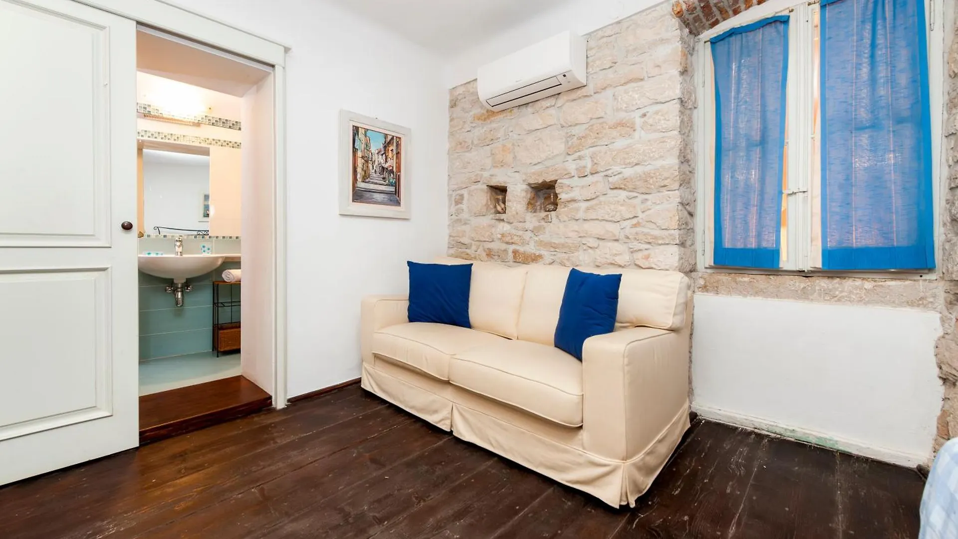 Quarantotto Room Rovinj